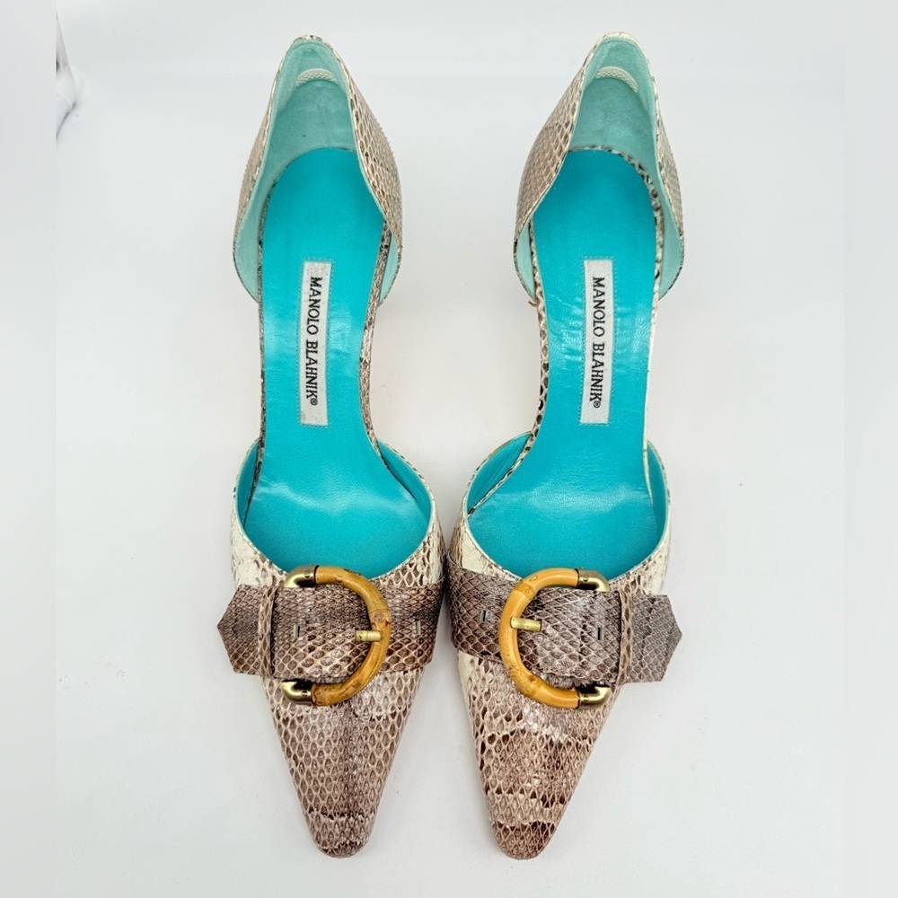 Manolo Blahnik Brown Neutral Snakeskin Leather bamboo buckle D’orsay pumps 37.5 - Picture 2 of 10